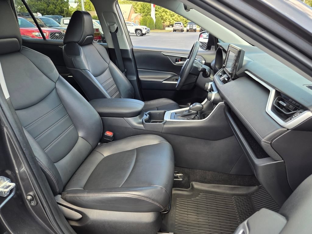 Certified 2022 Toyota RAV4 XLE Premium FWD image 18