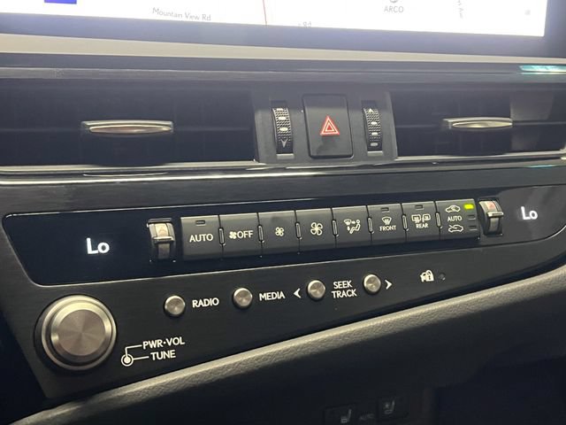 Certified 2025 Lexus ES 300h w/ Premium Package FWD image 20