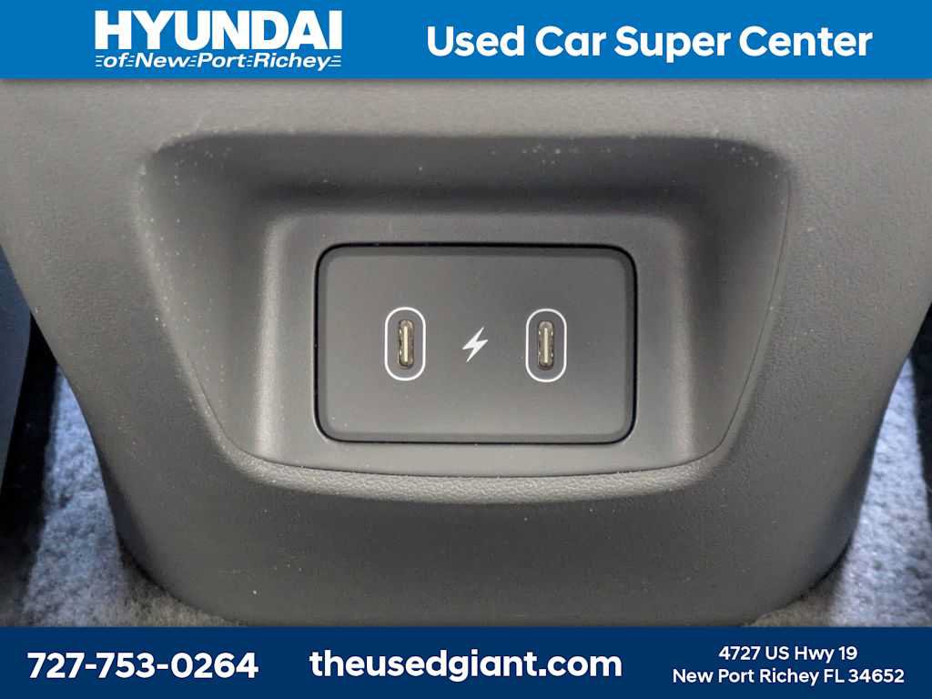 Certified 2025 Hyundai Elantra SEL FWD image 14
