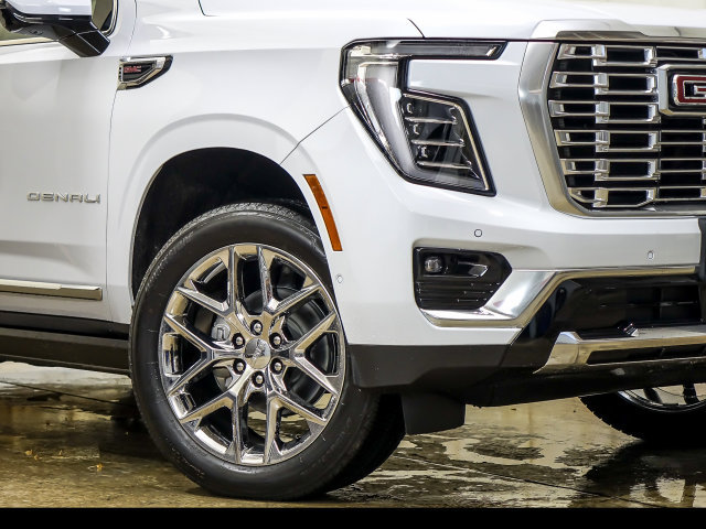 New 2027 GMC Yukon Denali w/ Denali Reserve Package AWD/4WD image 4