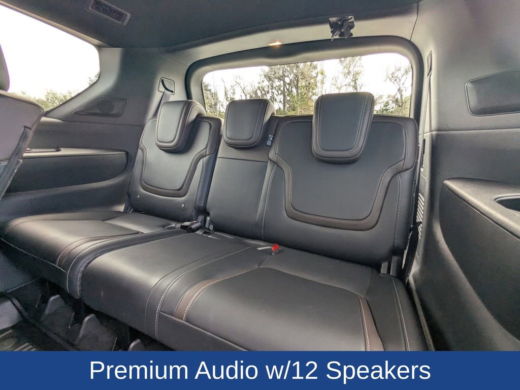 Used 2025 Nissan Armada SL image 17