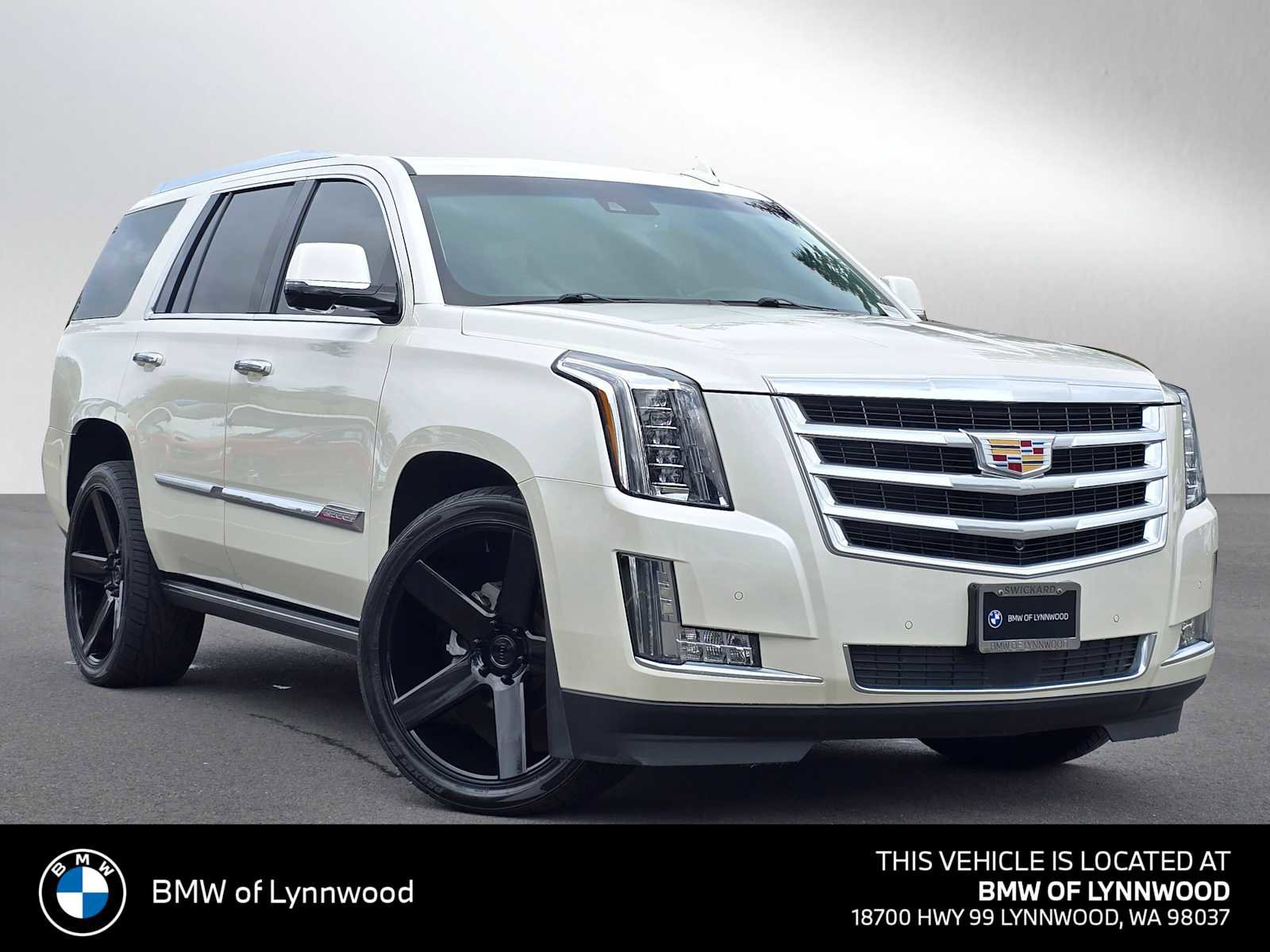 Used 2015 Cadillac Escalade Premium AWD/4WD image 1