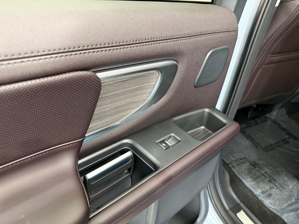 New 2025 Ford Expedition Platinum w/ Platinum Ultimate Package image 22