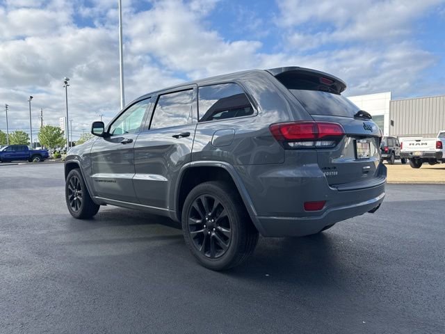 Used 2020 Jeep Grand Cherokee Altitude AWD/4WD image 6