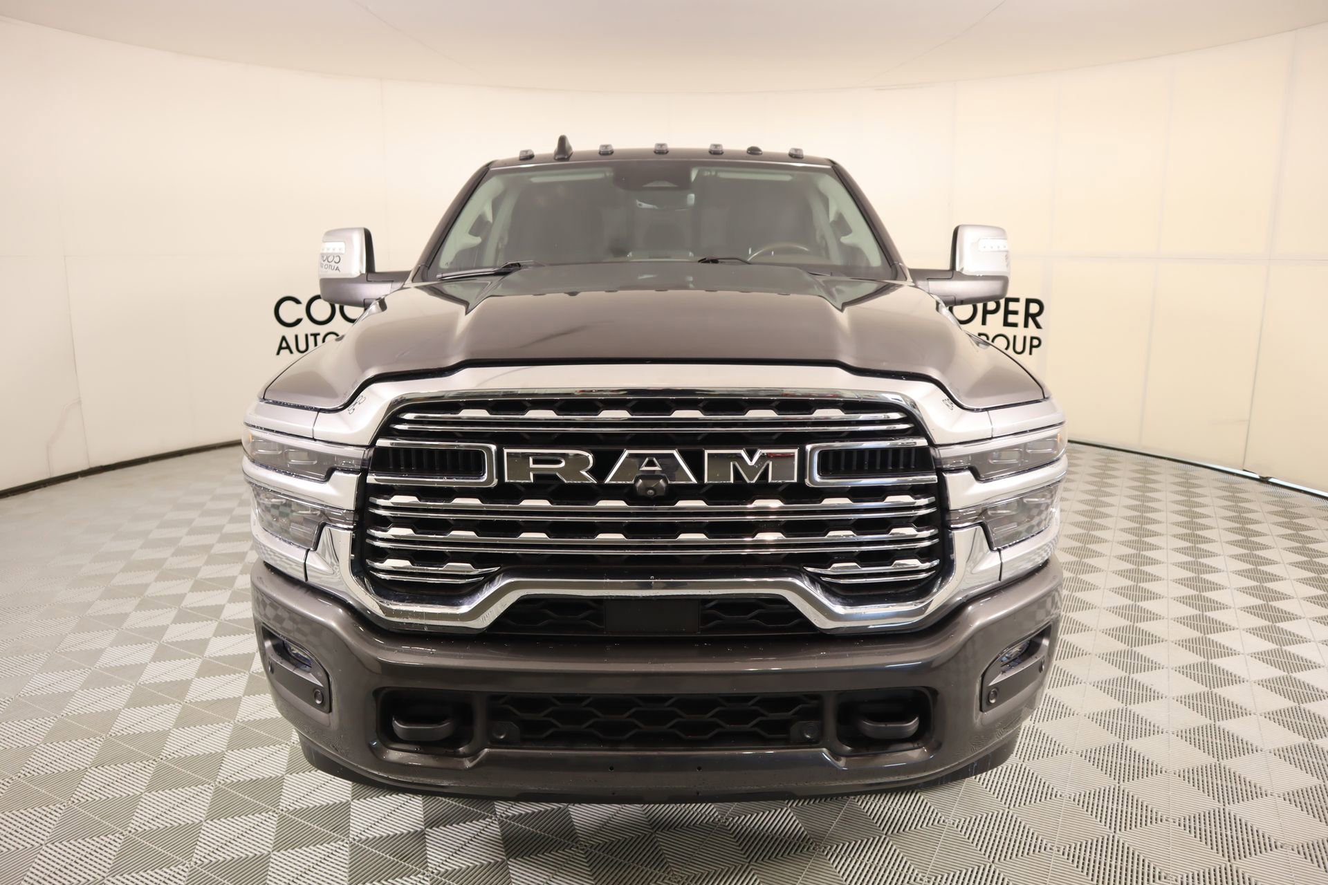 Used 2025 RAM 2500 Limited image 10