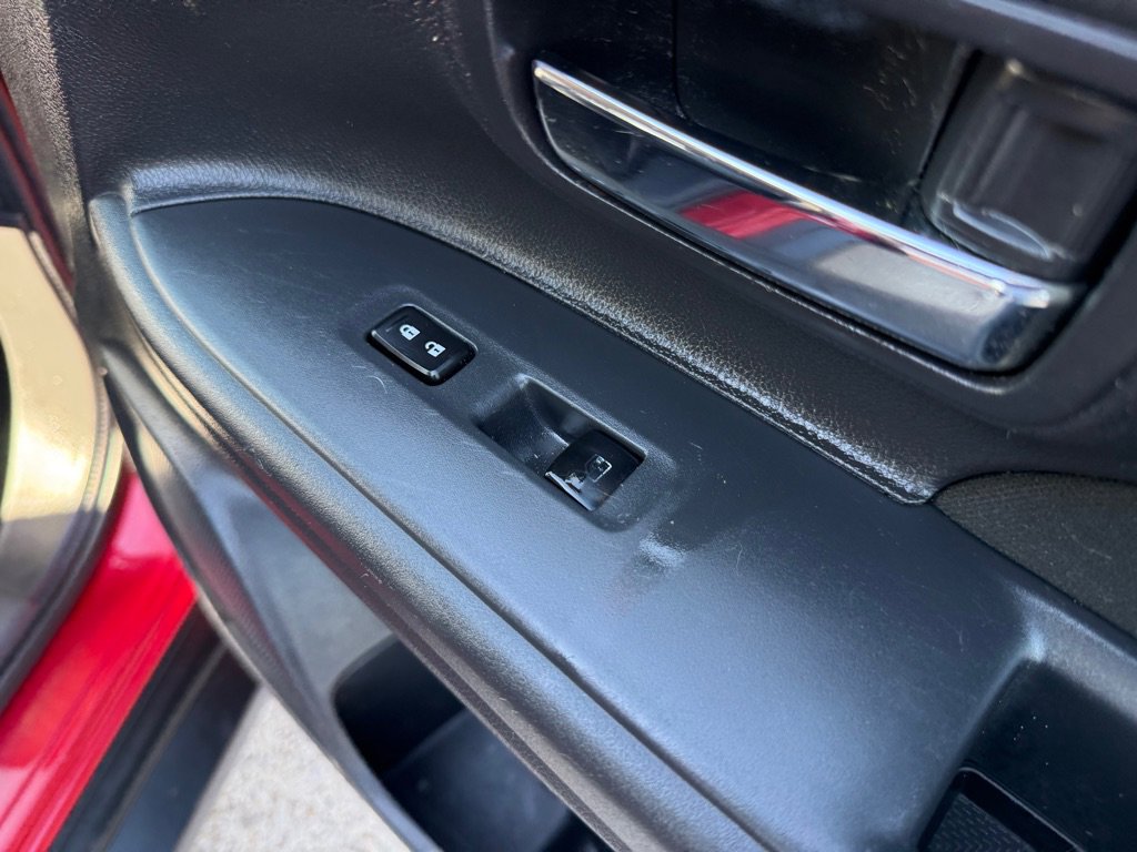 Used 2018 Mitsubishi Outlander ES image 23