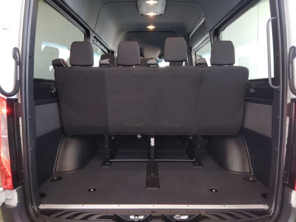 Used 2026 Mercedes-Benz Sprinter 2500 image 17