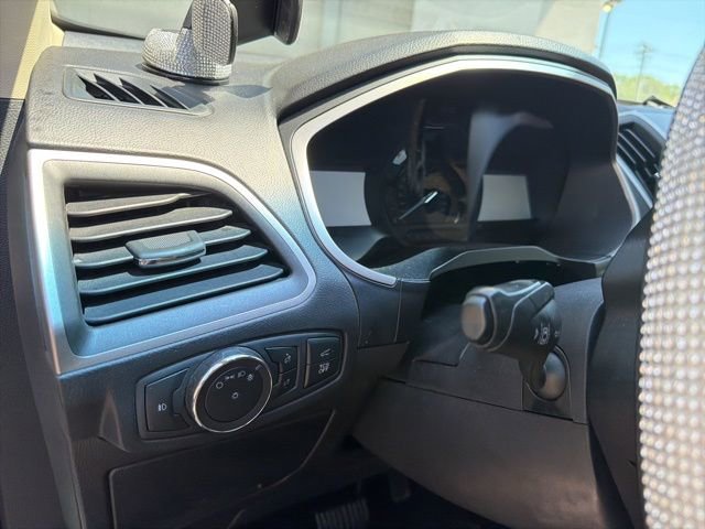 Used 2020 Ford Edge SEL w/ Convenience Package FWD image 26