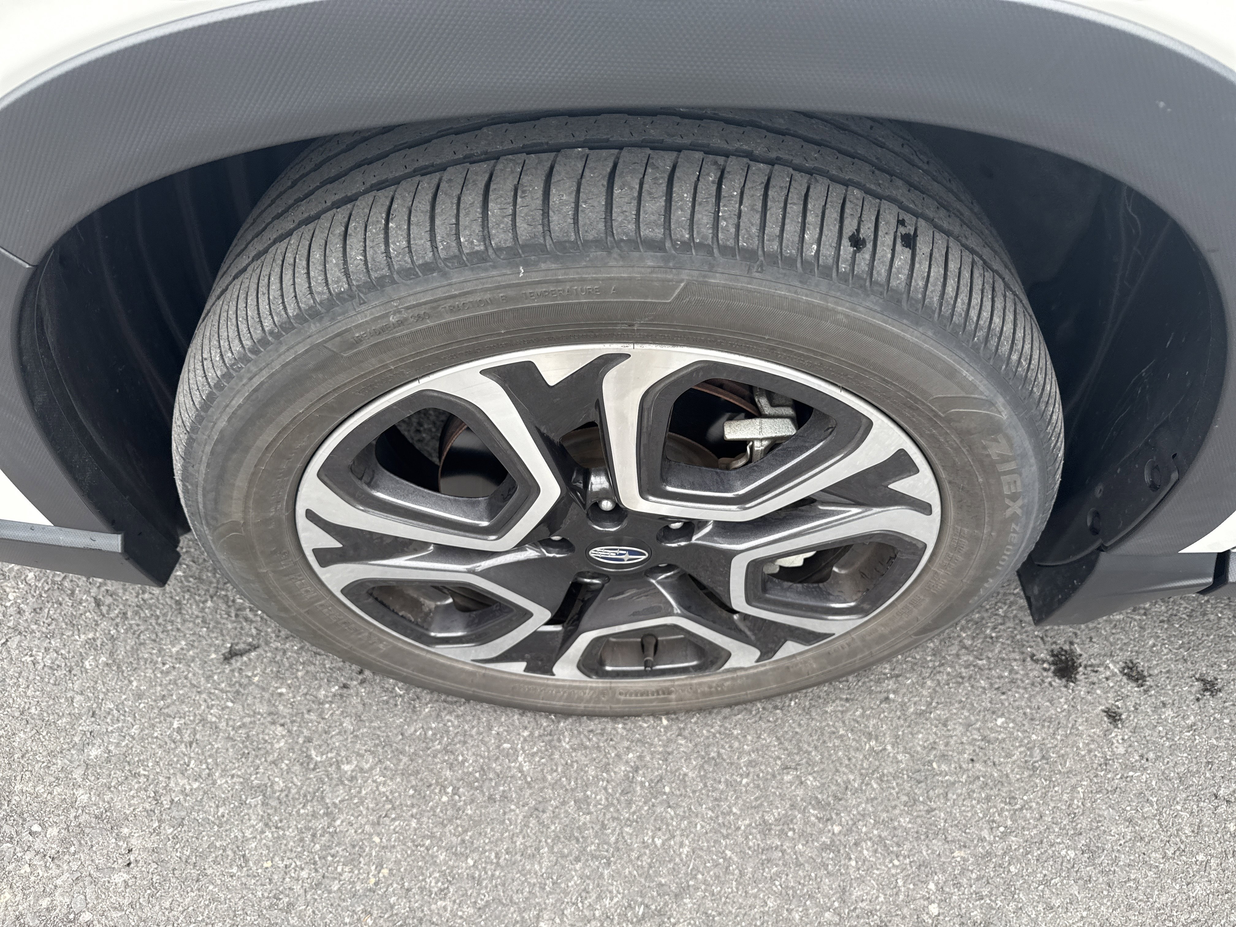 Used 2023 Subaru Ascent Touring AWD/4WD image 9