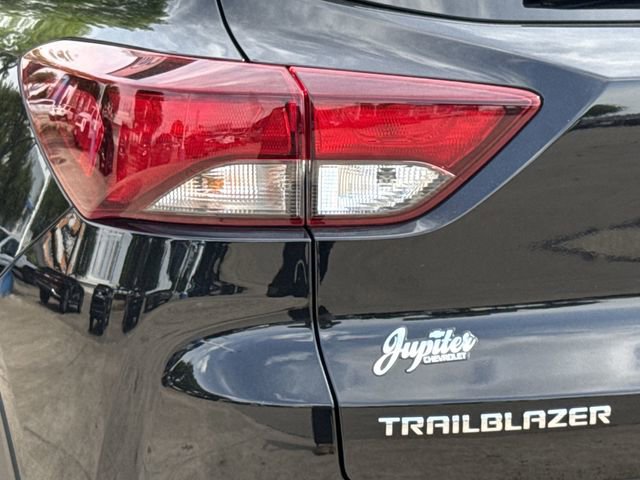 Certified 2025 Chevrolet TrailBlazer LT FWD image 7