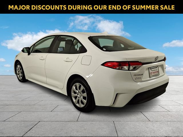Used 2025 Toyota Corolla LE FWD image 5