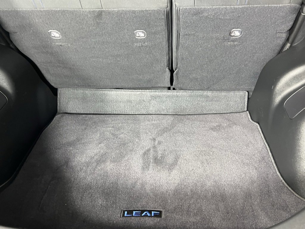 Used 2023 Nissan Leaf S image 25