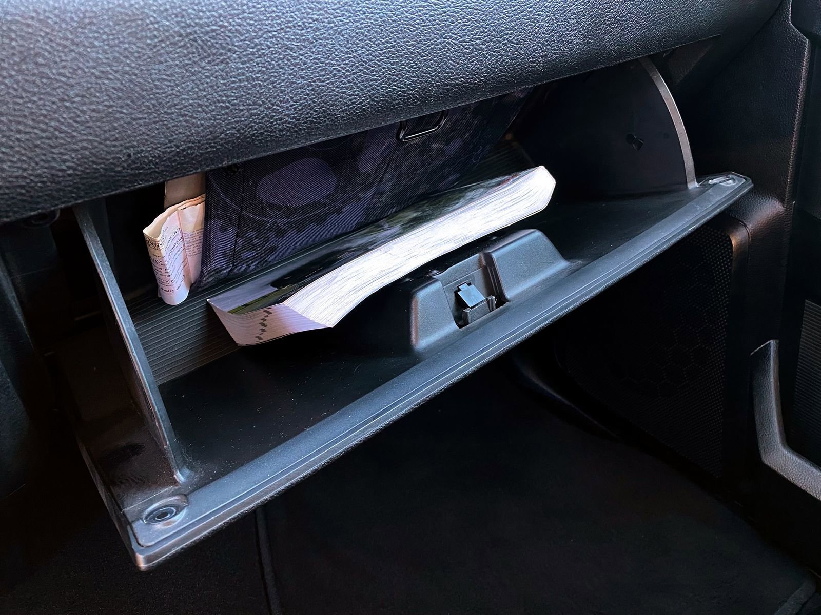 Used 2023 RAM 1500 Classic SLT image 21