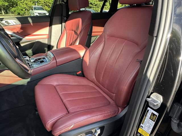 Used 2021 BMW X6 M50i w/ Executive Package AWD/4WD image 21