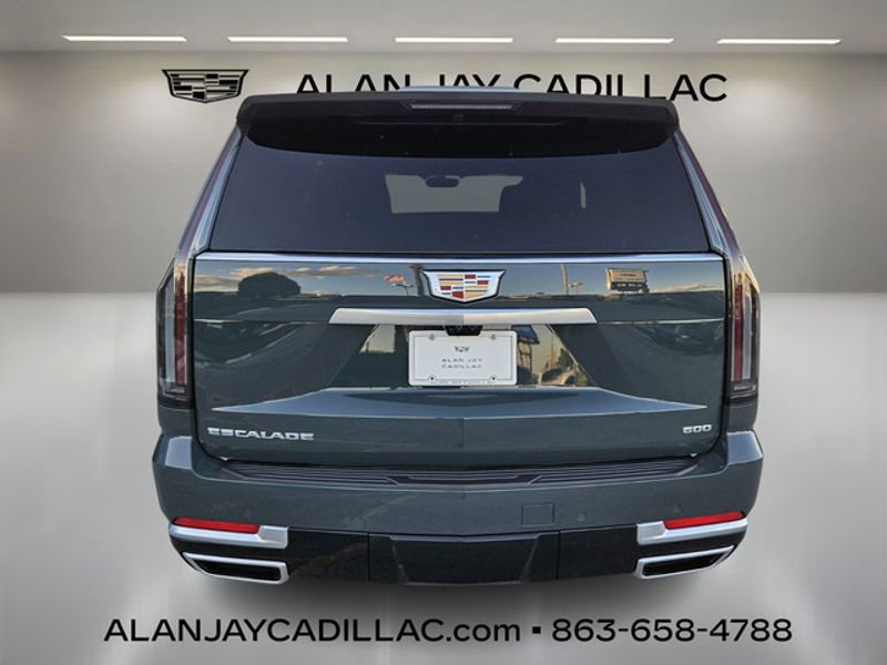 New 2026 Cadillac Escalade ESV Luxury image 4
