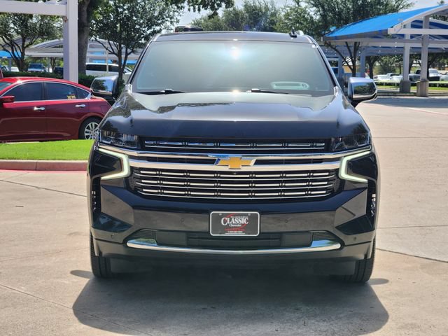 Used 2021 Chevrolet Suburban Premier w/ Premium Package RWD image 12