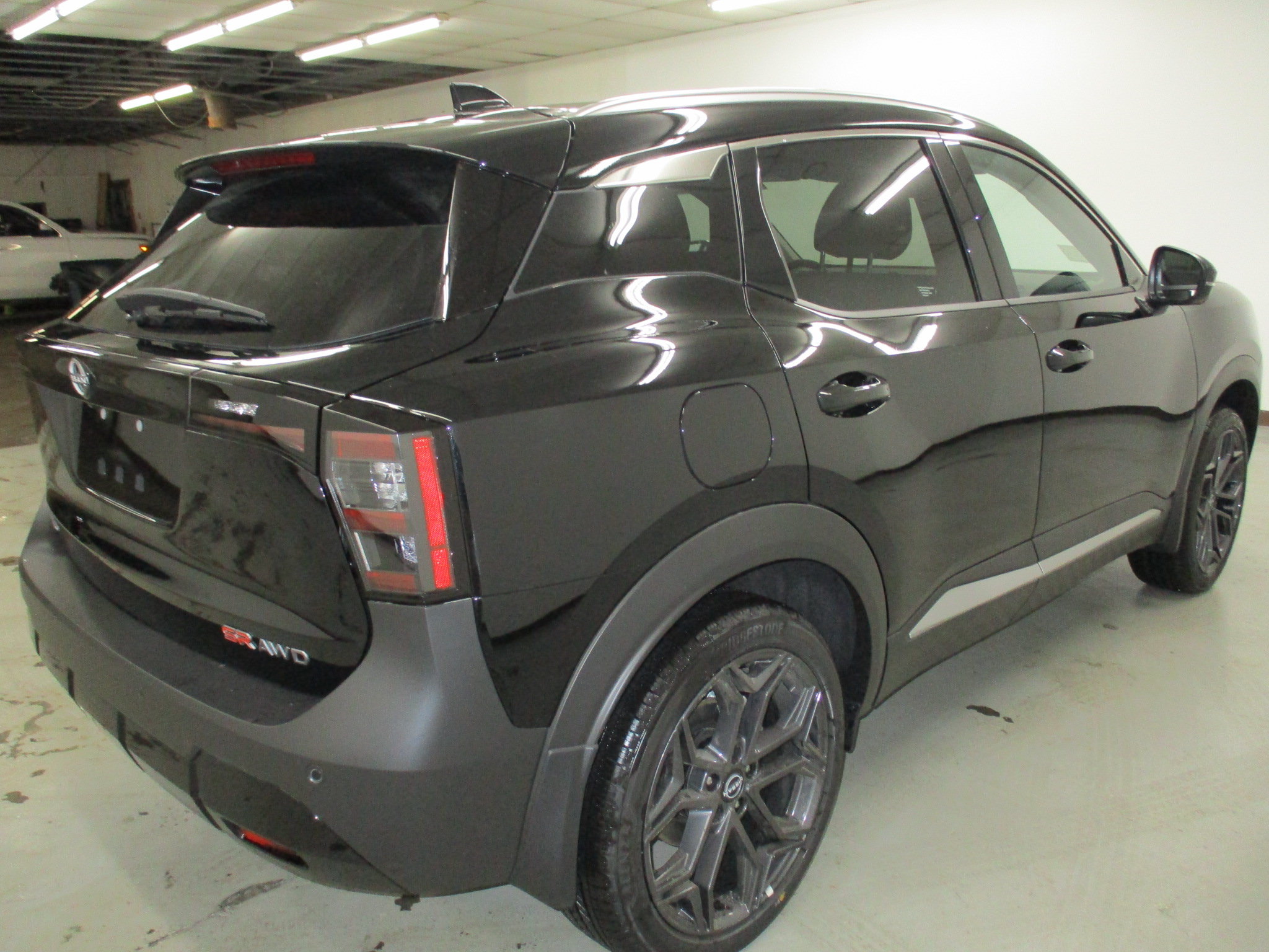 New 2026 Nissan Kicks SR w/ SR Premium Package AWD/4WD image 6
