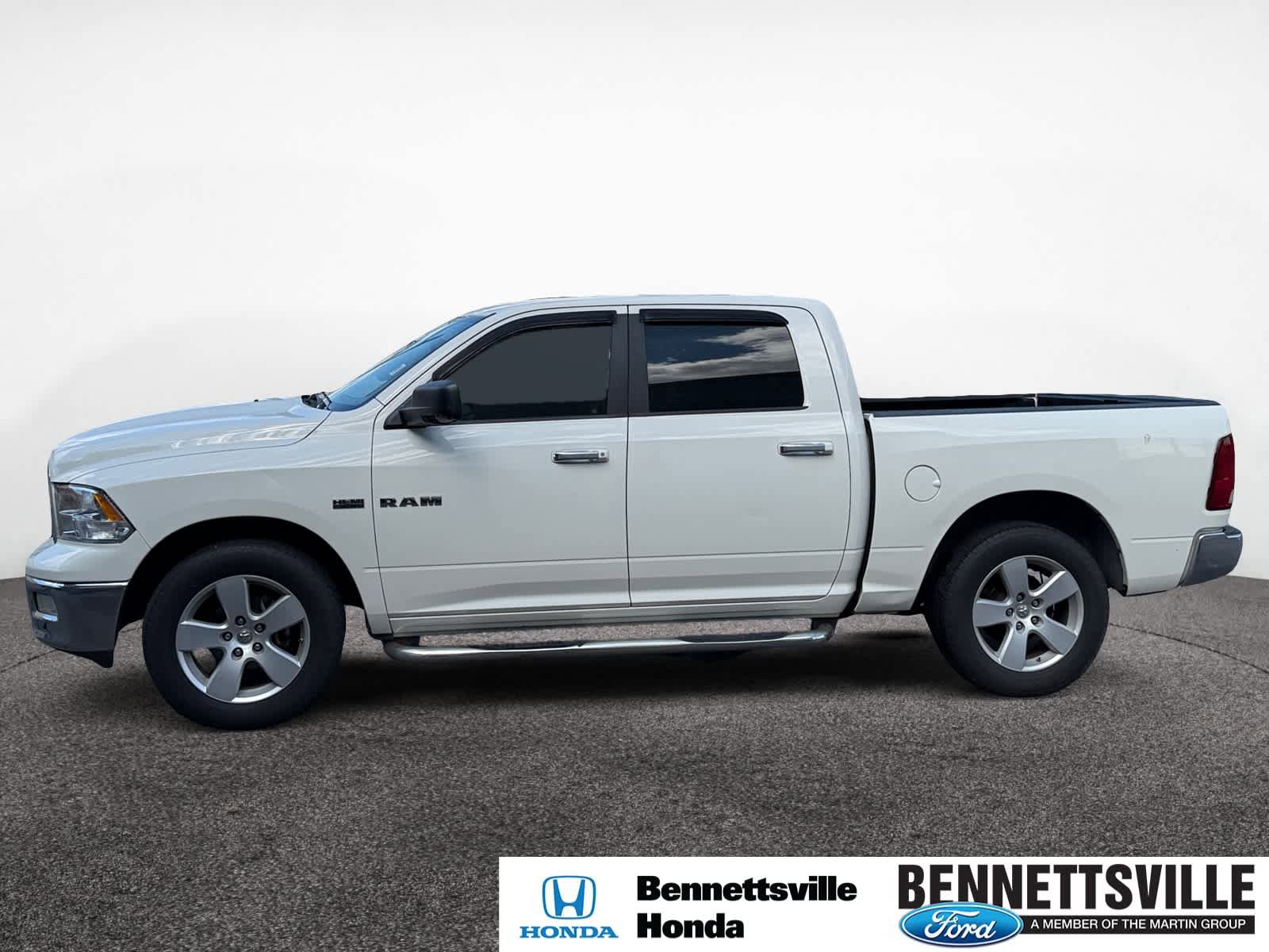 Used 2009 Dodge Ram 1500 Truck SLT w/ Big Horn Regional Pkg RWD image 2