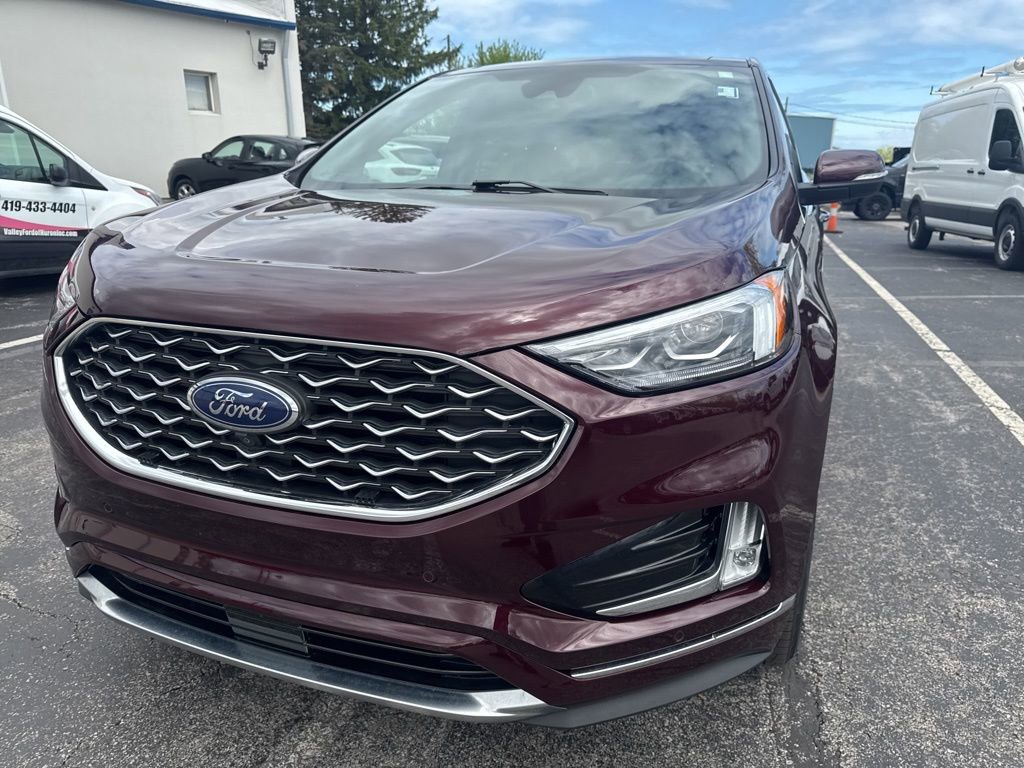Used 2020 Ford Edge Titanium w/ Equipment Group 301A AWD/4WD image 51