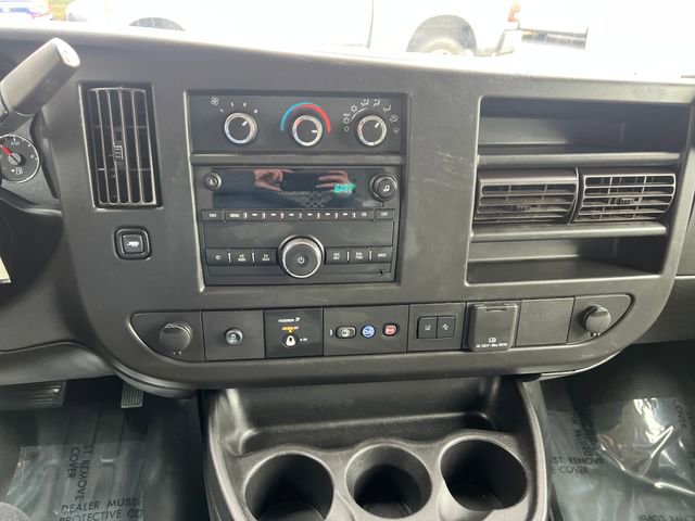 Used 2021 Chevrolet Express 2500 Extended image 27