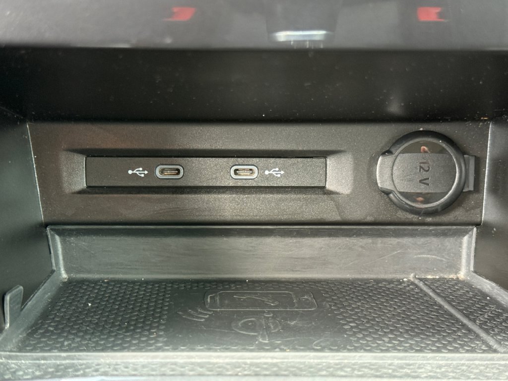 Used 2023 Volkswagen Tiguan SE FWD image 31