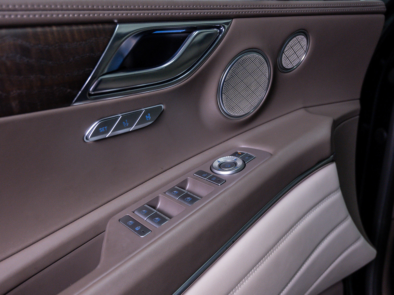 Used 2021 Genesis GV80 3.5T Prestige w/ Prestige Package 07 image 18