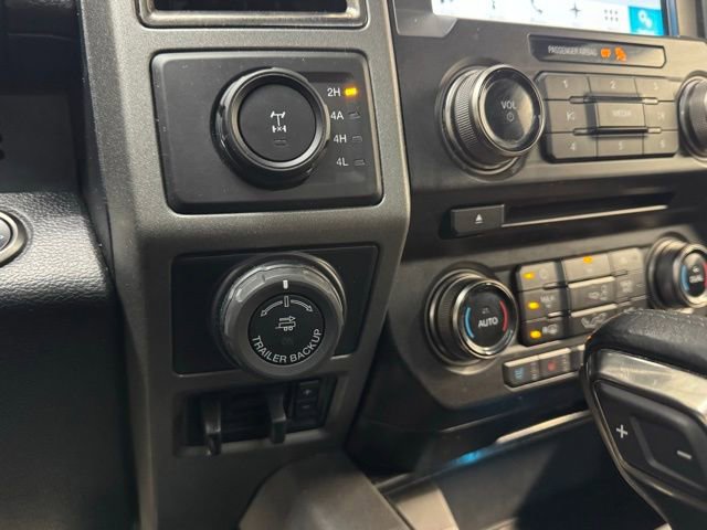 Used 2017 Ford F150 Raptor w/ Equipment Group 802A Luxury image 26