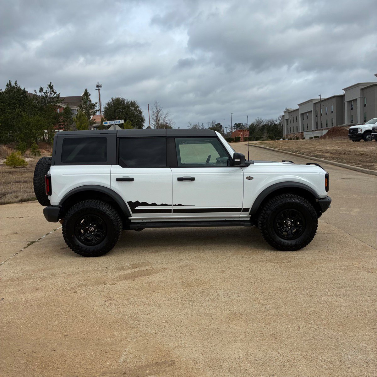 Used 2023 Ford Bronco Wildtrak AWD/4WD image 4