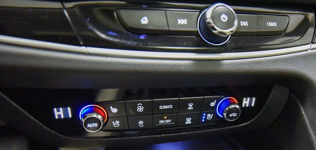 Used 2022 Buick Enclave Avenir w/ Trailering Package, 5000 lbs. image 29