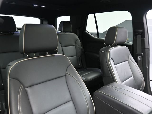 Used 2023 Chevrolet Traverse Premier w/ Redline Edition image 28