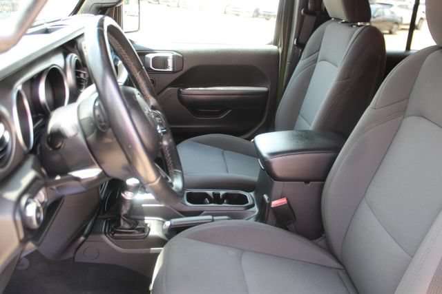 Used 2022 Jeep Wrangler Unlimited Sport AWD/4WD image 15