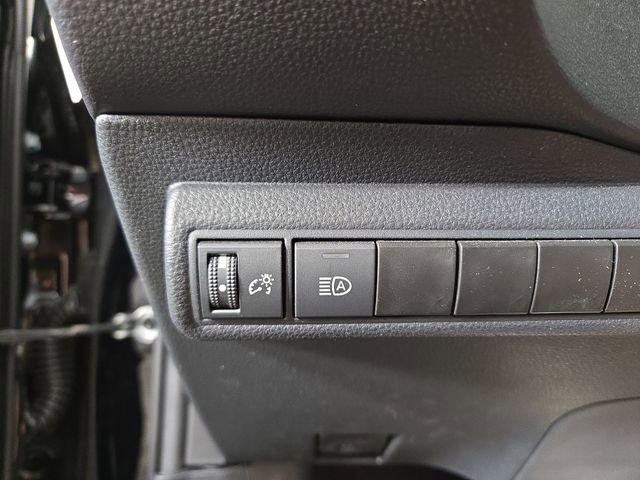 Used 2024 Toyota Corolla SE image 27