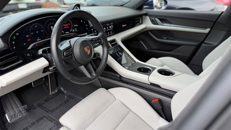 Used 2022 Porsche Taycan Turbo S w/ Premium Package image 9