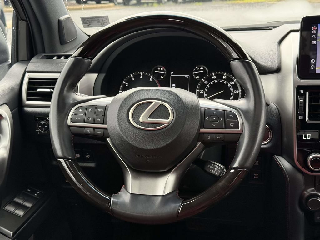 Used 2023 Lexus GX 460 Premium w/ Premium Package AWD/4WD image 9