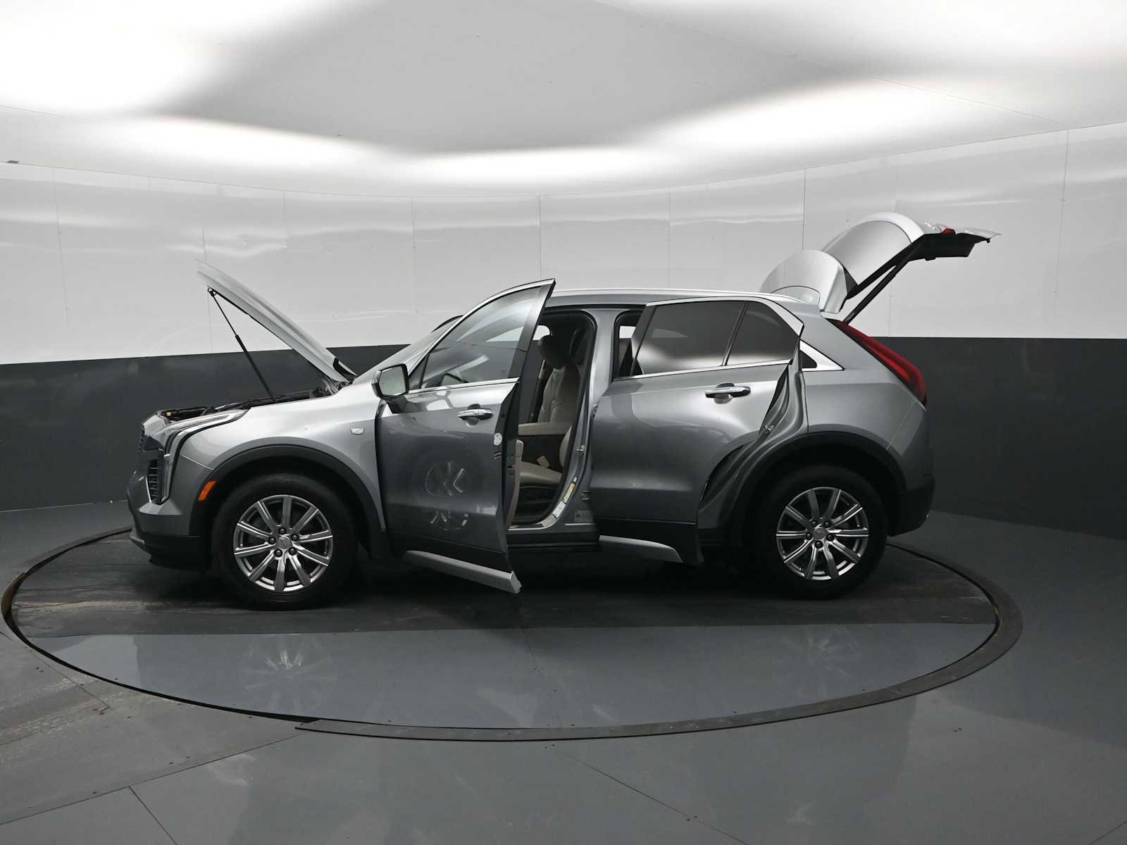 Used 2023 Cadillac XT4 Premium Luxury image 39