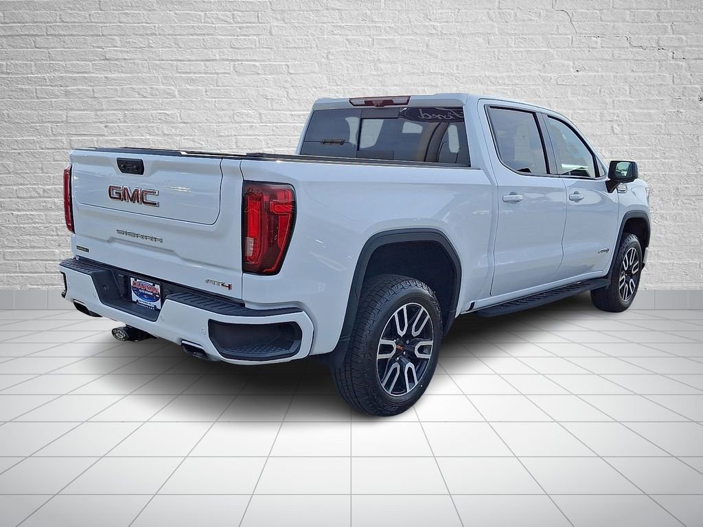 Used 2022 GMC Sierra 1500 AT4 w/ Technology Package image 4