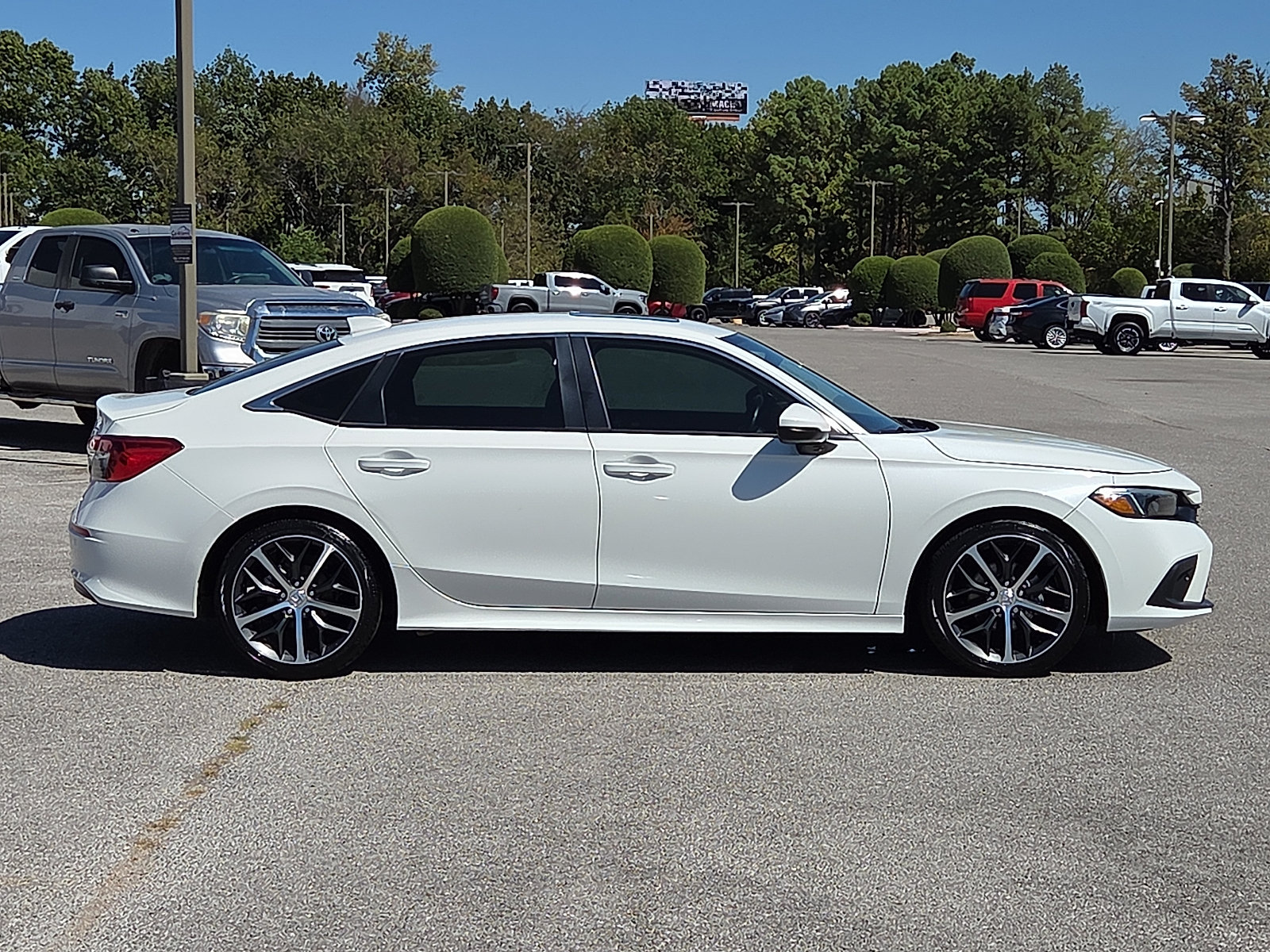 Used 2024 Honda Civic Touring image 6