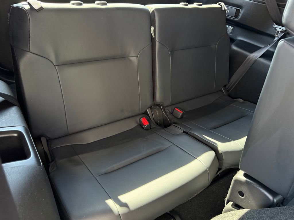 Used 2024 Mitsubishi Outlander SE image 13