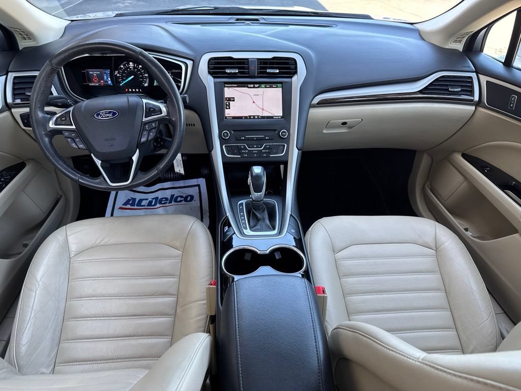 Used 2016 Ford Fusion SE w/ Equipment Group 502A FWD image 12