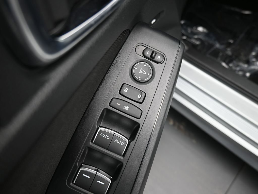 Certified 2025 Honda Civic LX image 31