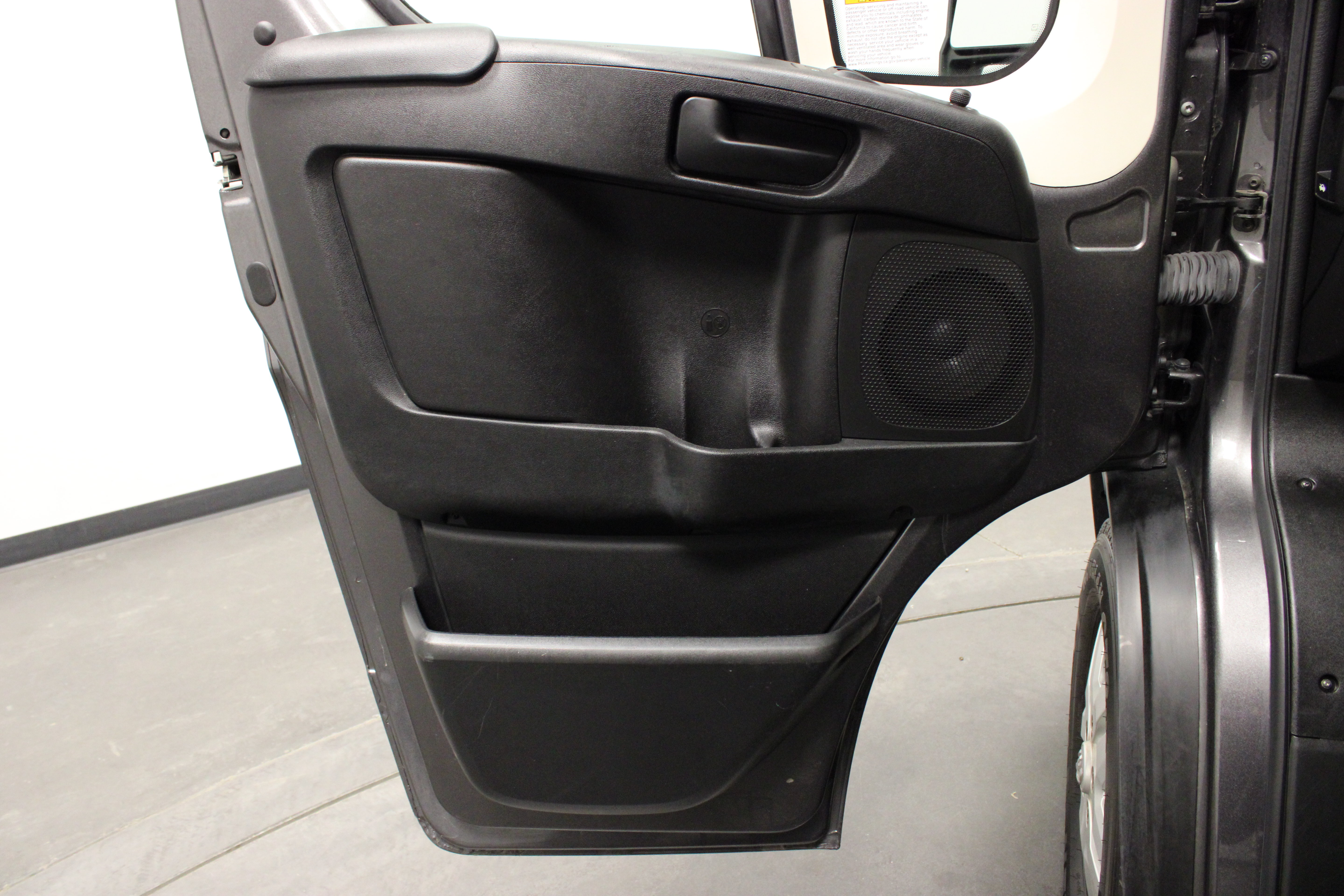 Used 2021 RAM ProMaster 1500 w/ Convenience Group FWD image 24