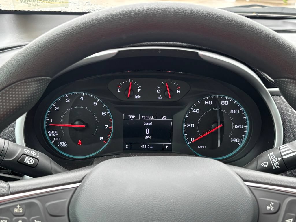Used 2025 Chevrolet Malibu LT FWD image 22