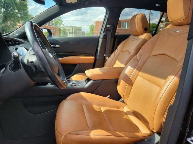Used 2019 Cadillac XT4 Premium Luxury FWD image 22