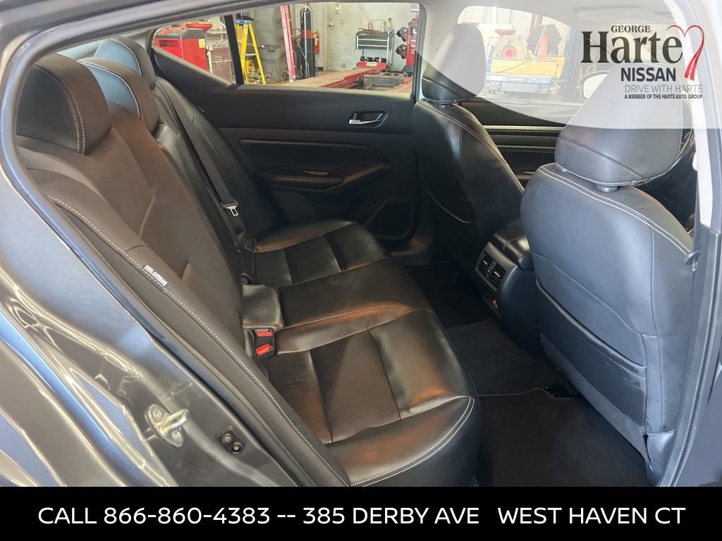 Certified 2019 Nissan Altima 2.5 Platinum image 34