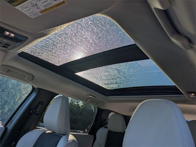 New 2025 Mitsubishi Outlander SE image 24