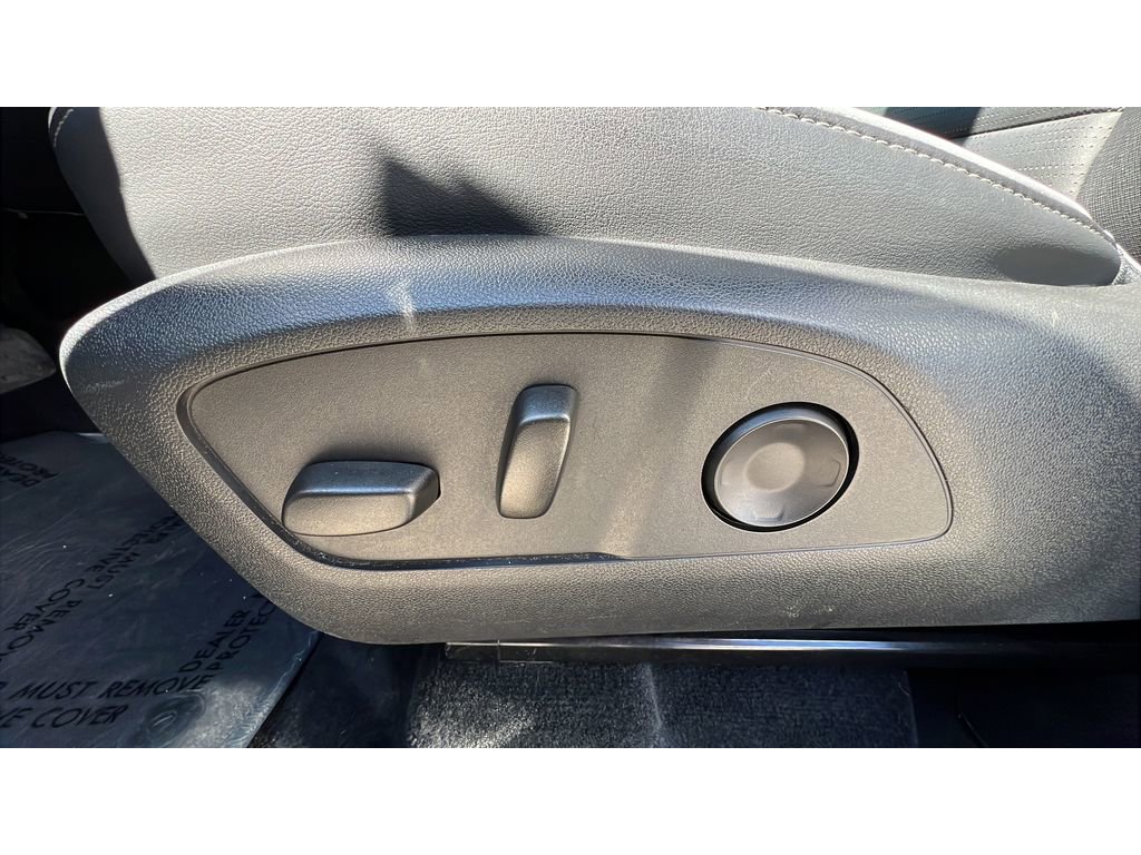 Certified 2025 Buick Enclave Sport Touring AWD/4WD image 25