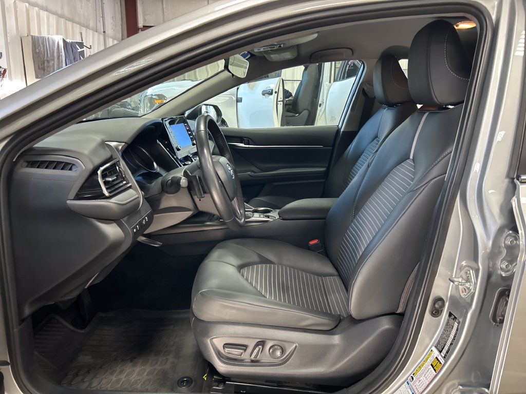Certified 2024 Toyota Camry SE w/ Blackout Package (TMS) AWD/4WD image 13