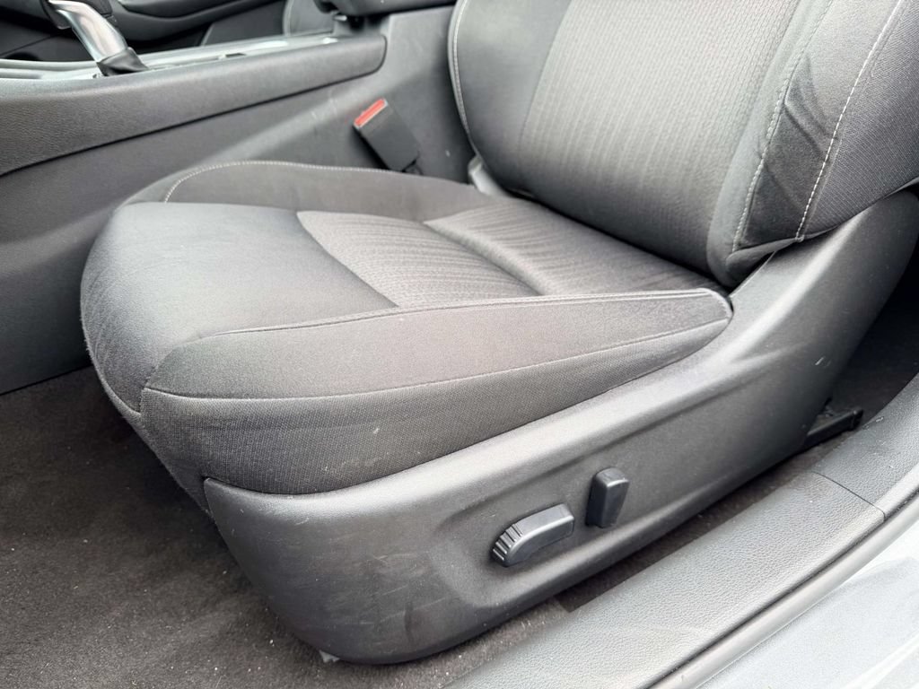 Used 2022 Nissan Altima 2.5 SV FWD image 14