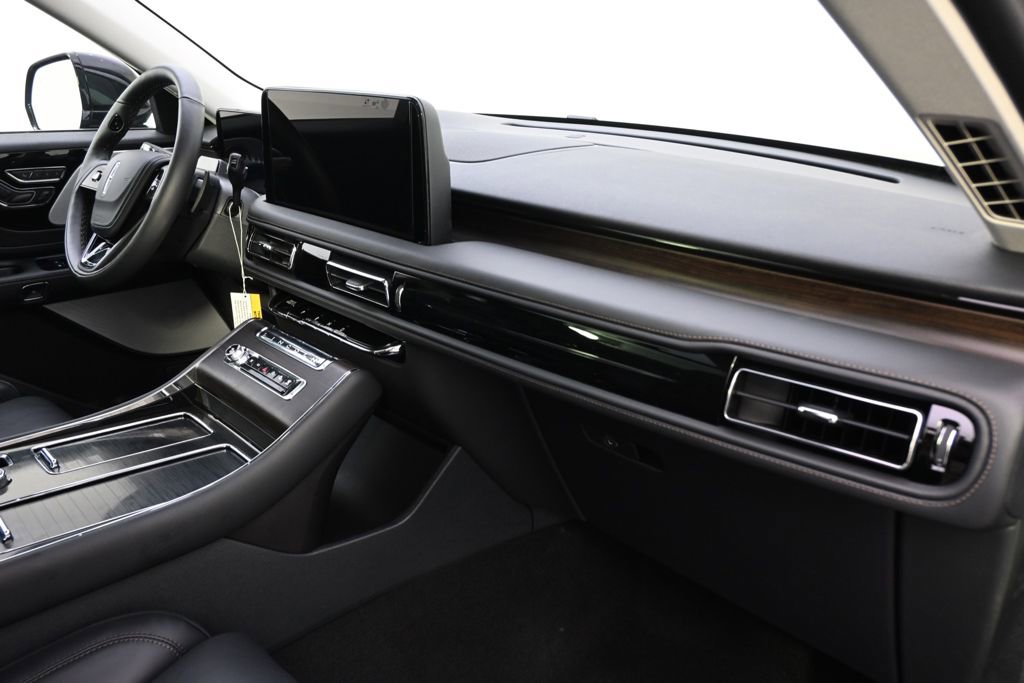 New 2026 Lincoln Aviator Reserve image 15
