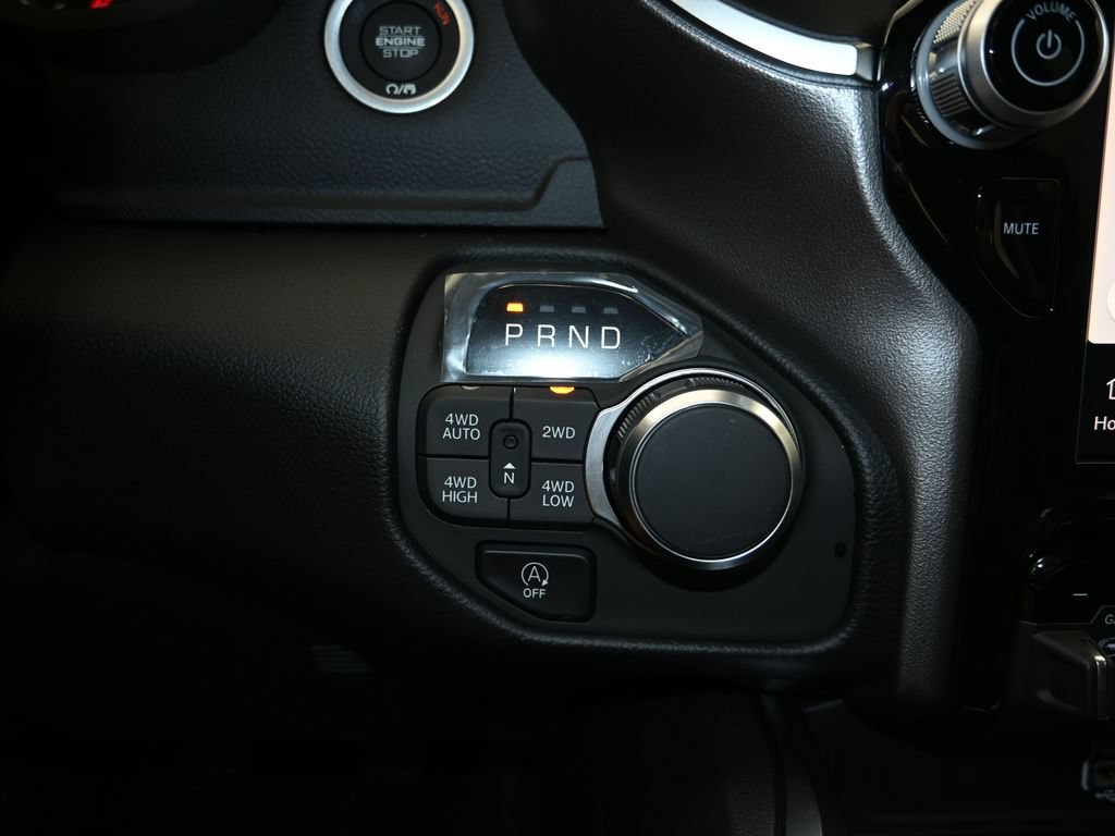 New 2026 RAM 1500 Big Horn AWD/4WD image 18